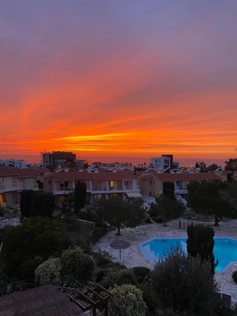 Newly Renovated- Regina Gardens 1, Venus Beach 500 M, Sea&Sunsets View, License Ooo7141 パ フォス エクステリア 写真